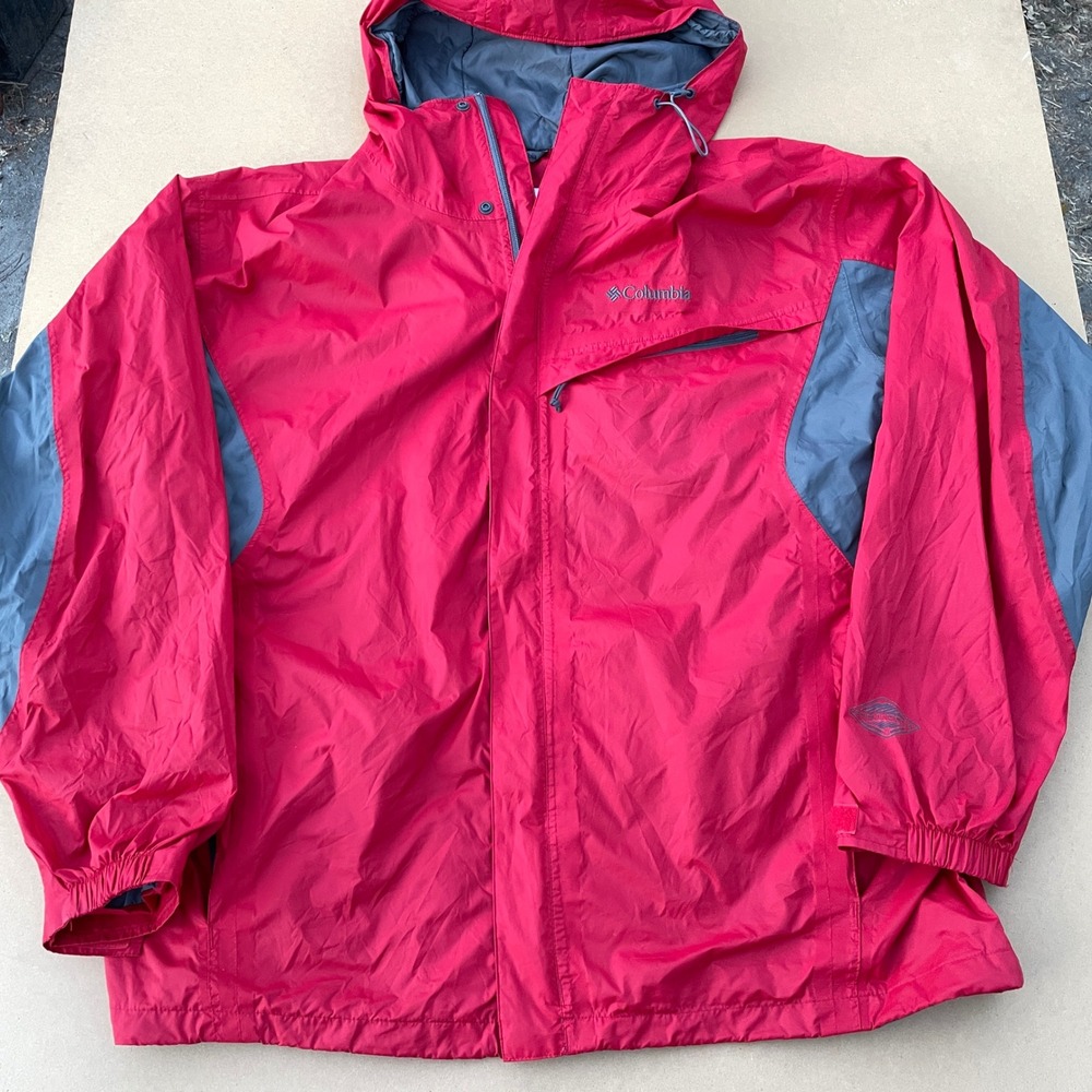 Columbia Rain Jacket Mens XL Red Hiking Packable Omni-Tech Hooded Shell
